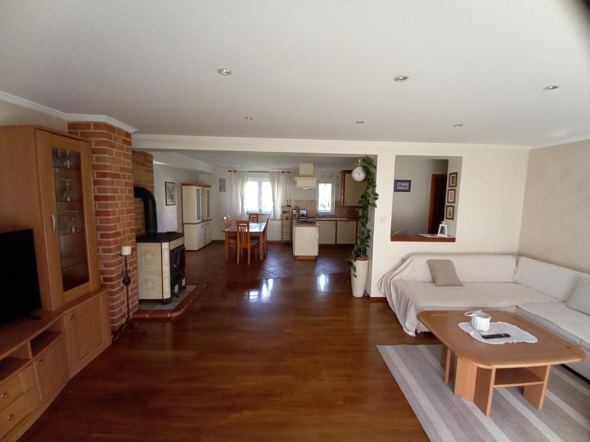 Apartmani Dijana Palit Exterior foto